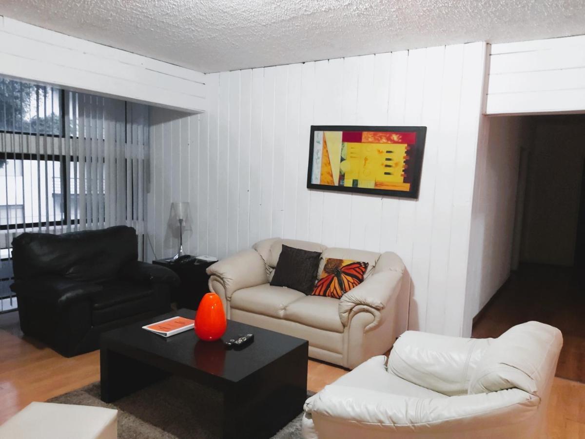 Steinhaus Suites Hamburgo Kota Meksiko Bagian luar foto