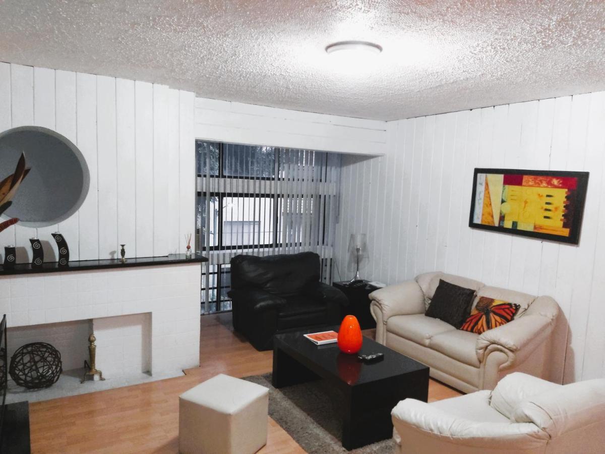 Steinhaus Suites Hamburgo Kota Meksiko Bagian luar foto