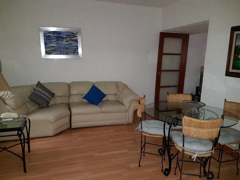 Steinhaus Suites Hamburgo Kota Meksiko Bagian luar foto